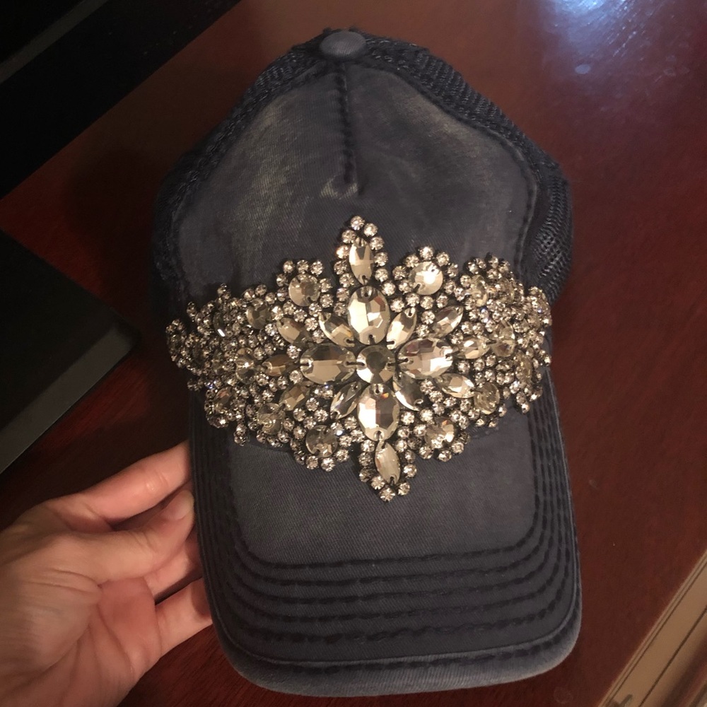Olive & Pique hat